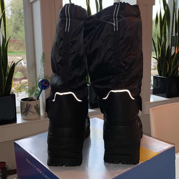 Nortiv-8 Boots - size US 15 - Picture 4 of 8